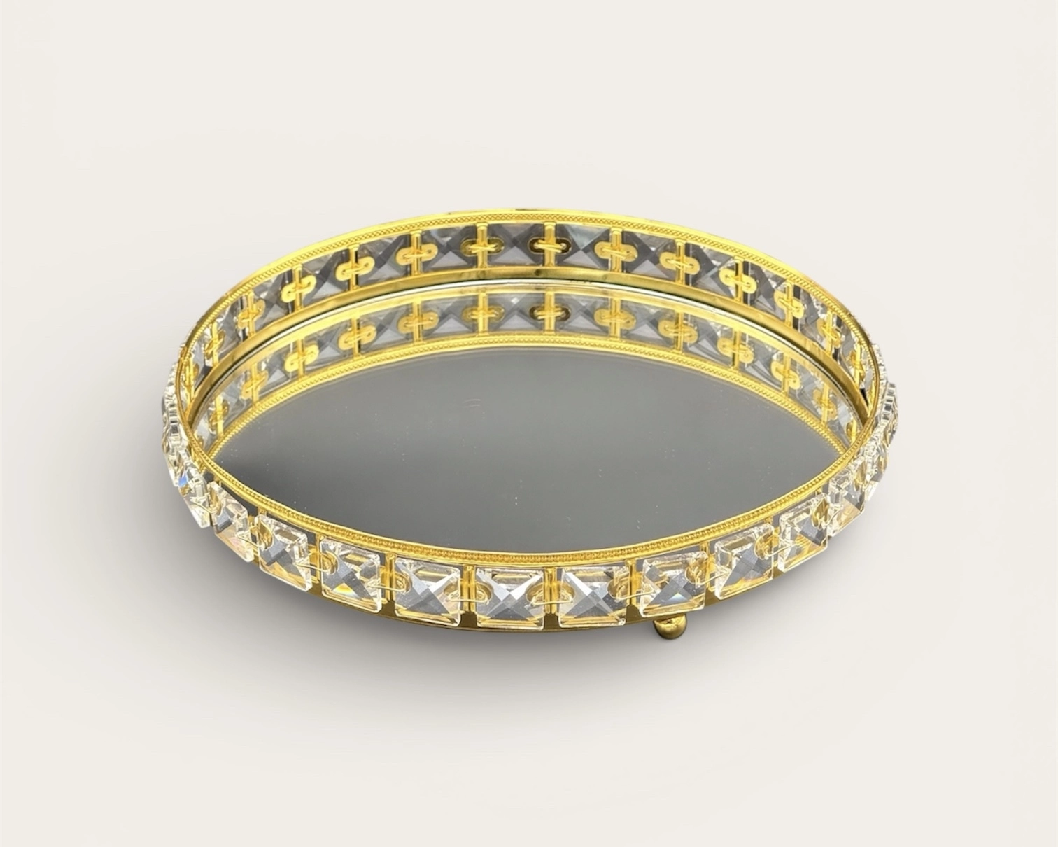 YUVARLAK KRİSTAL TEPSİ 30cm